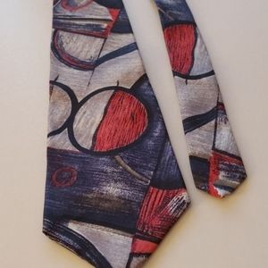 This tie goes from the office to out on the town